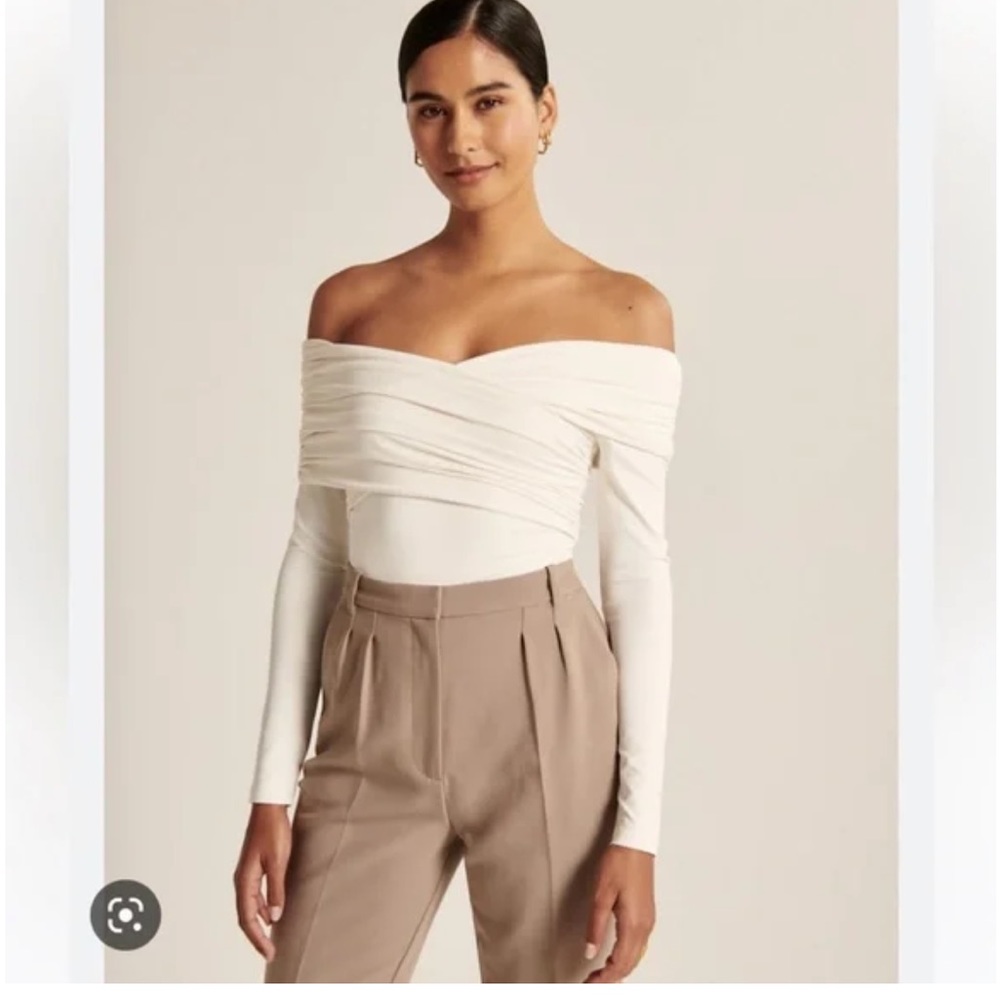 Abercrombie & Fitch Ruched Off Shoulder Bodysuit